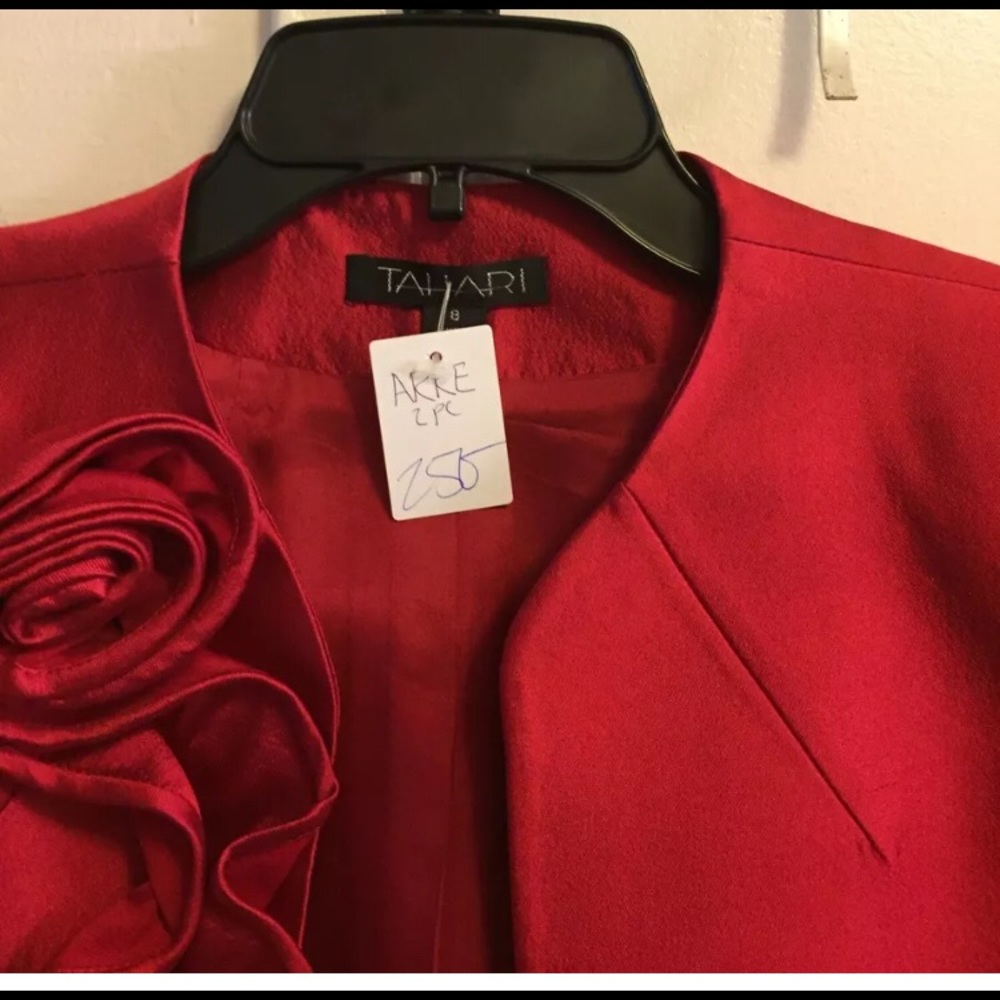 Screen Worn Arrested Development Jacket & Skirt - image 3